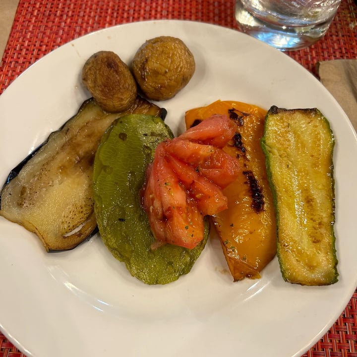 photo of Don Asado Verduras a la parilla shared by @zullybee on  08 Apr 2023 - review