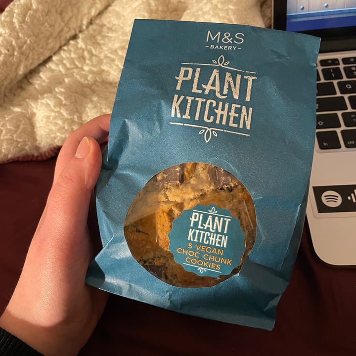 photo of Plant Kitchen (M&S) Vegan Choc Chunk Cookies shared by @oliviakeay on  17 Jan 2023 - review
