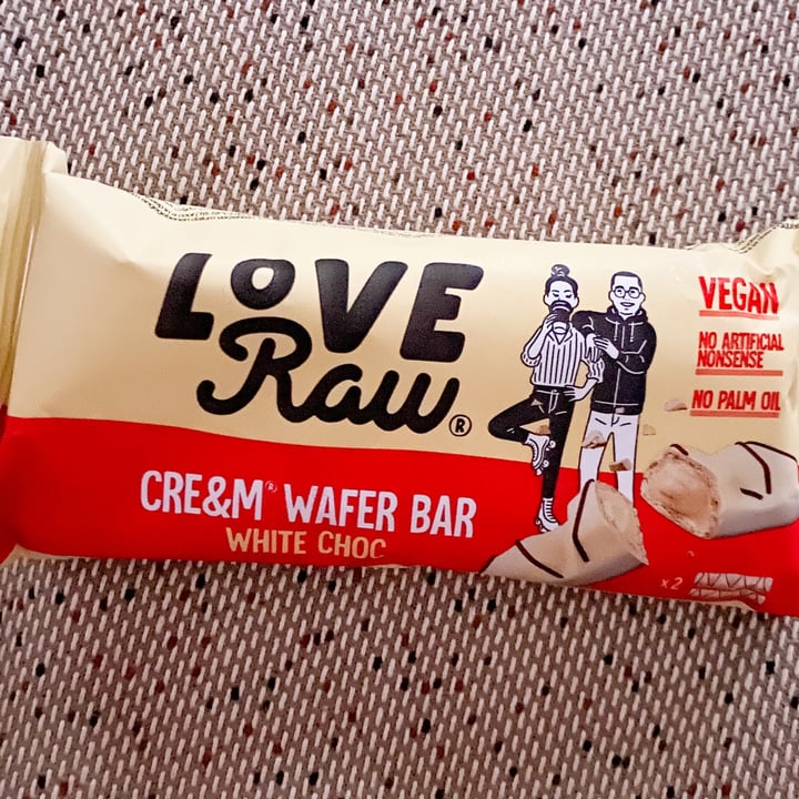 photo of LoveRaw Cre&m Wafer Bar Milk Choc shared by @verina on  16 Jul 2023 - review