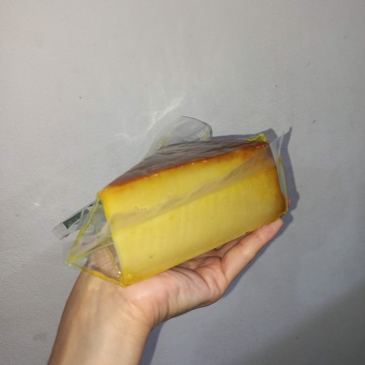 photo of Fetén vegano Queso para rallar sabor Cúrcuma y Ajo shared by @maguix on  03 Apr 2023 - review