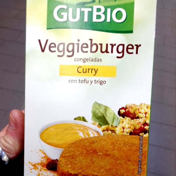 photo of GutBio Veggieburger de Curry shared by @berengueremy on  29 Dec 2022 - review