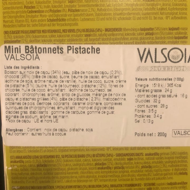 photo of Valsoia Plant-Based Gelato Mini Triple Pistachio Made With Cashew shared by @raffamarini on  08 Aug 2023 - review