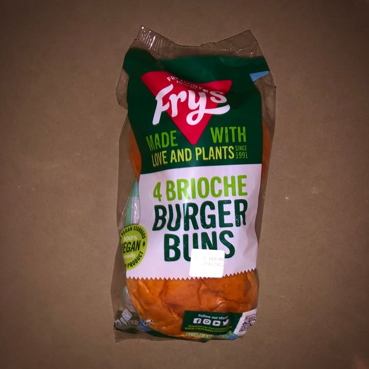 photo of Fry's Family Food 4 Brioche Burger Buns shared by @kj302879 on  29 Jan 2023 - review