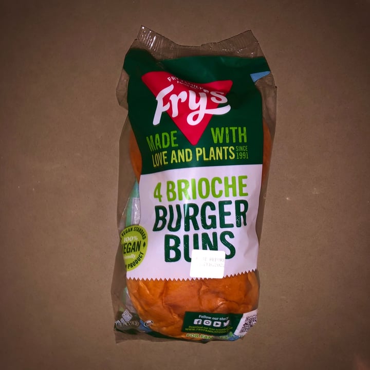 photo of Fry's Family Food 4 Brioche Burger Buns shared by @kj302879 on  29 Jan 2023 - review