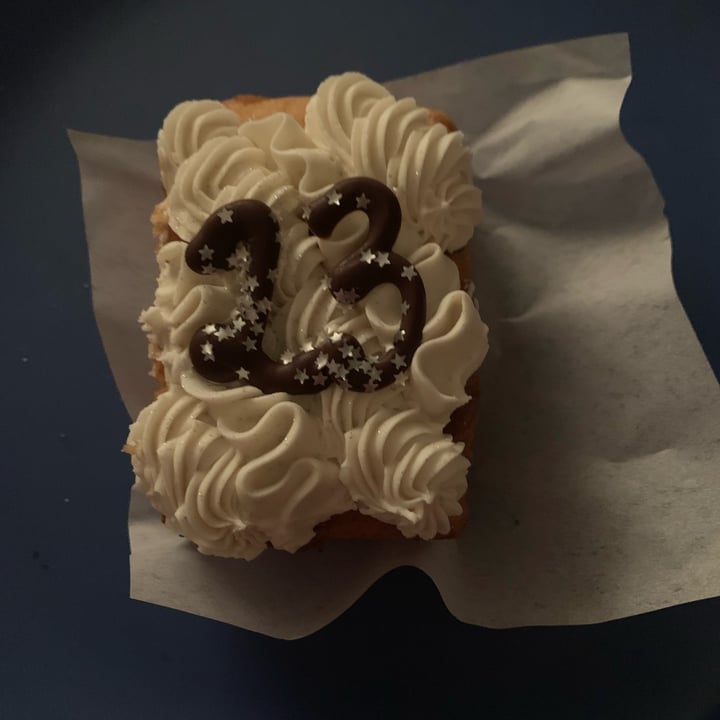photo of The Coffee Factory Vegan GF New Years Cake shared by @thatveganj on  02 Jan 2023 - review