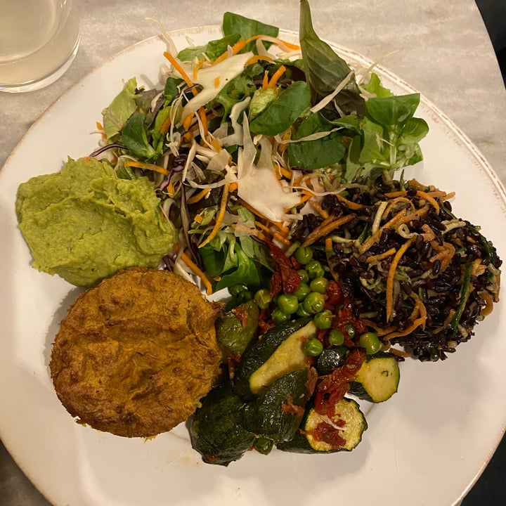 photo of Botanica Lab Cucina Buddha bowl shared by @aleglass on  13 May 2023 - review