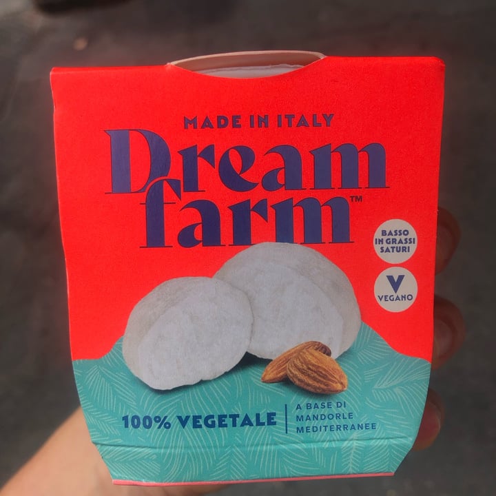photo of Dream Farm Alternativa vegetale alla mozzarella shared by @marghecastronuovo on  08 Jul 2023 - review