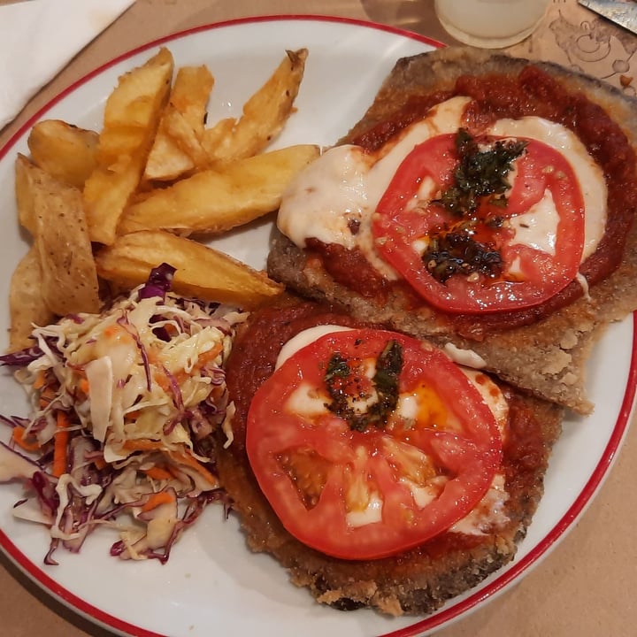 photo of Gordo Vegano Milanesa napolitana shared by @marinagiselle on  21 Jan 2023 - review