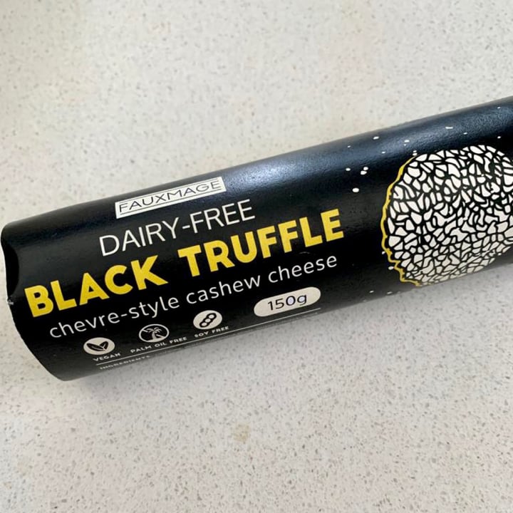 photo of Fauxmage Black Truffle Chèvre-Style Cashew Cheese shared by @teex on  08 May 2023 - review