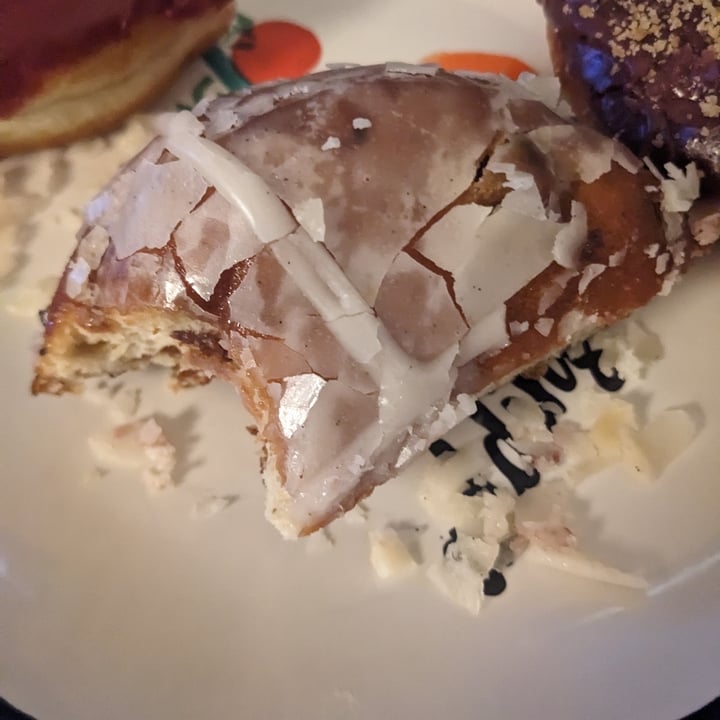 photo of Donut Monster Hot Cross Fritter shared by @rcrw88 on  19 Apr 2023 - review