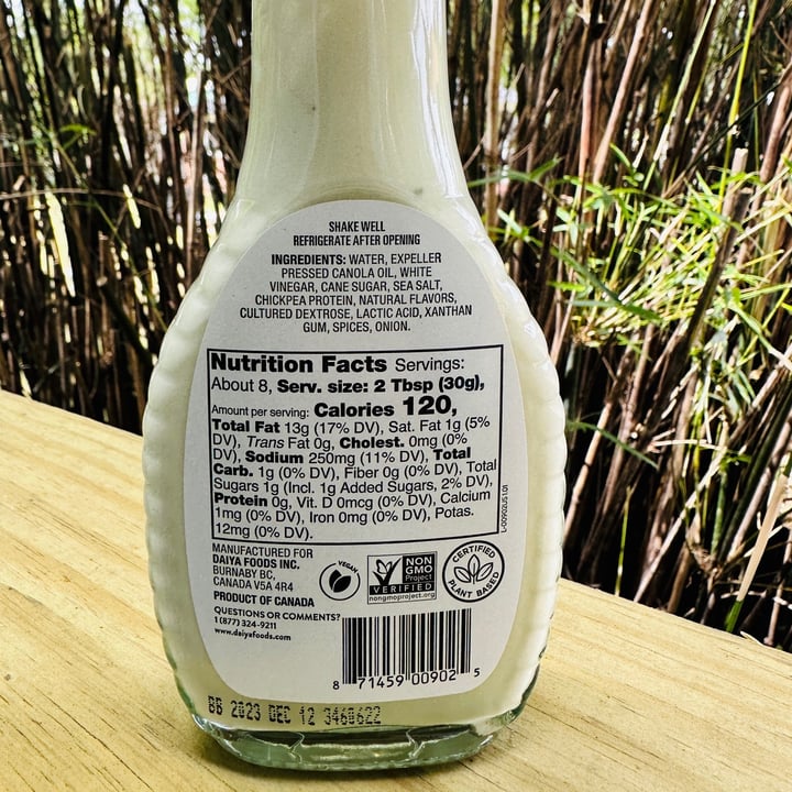 photo of Daiya Blue Cheese dressing shared by @sharksmeoow on  23 May 2023 - review