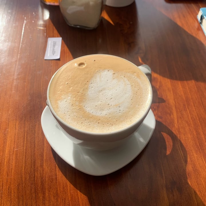 photo of La Casa en el Árbol Instituto Cultural Café Latte shared by @wonkycatz on  02 Feb 2023 - review