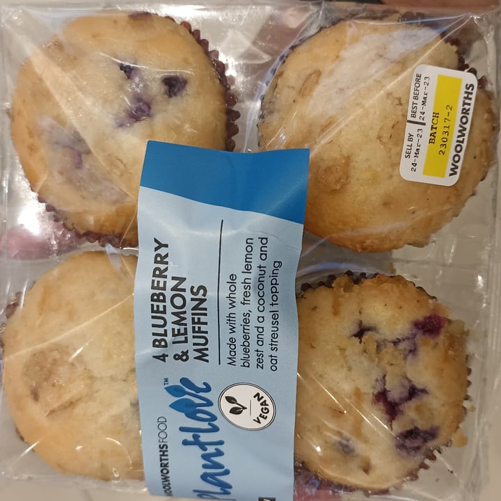 photo of Woolworths Food 4 Blueberry & Lemon Muffins shared by @fitnish on  22 Mar 2023 - review