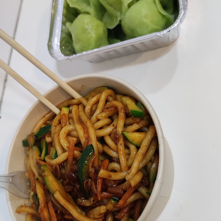 photo of Ravioleria - Fast Food Udon Alle Verdure shared by @giordana on  07 Feb 2023 - review