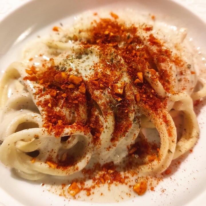 photo of Linfa Milano - Eat Different Cashew & pepe shared by @niklabelloli1 on  15 Feb 2023 - review