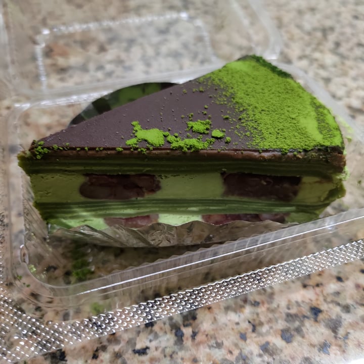 photo of Loving Cafe Niko Neko Matcha Adzuki Crepe Cake shared by @stevenneoh on  09 May 2023 - review