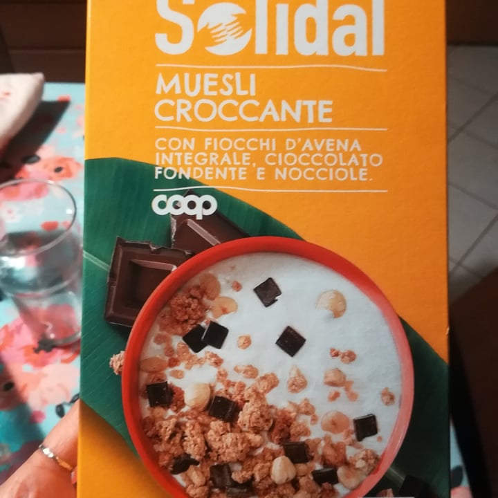photo of Coop Muesli Croccante Con Fiocchi D’avena Integrale Cioccolato Fondente E Nocciole shared by @grilla on  21 Jan 2023 - review