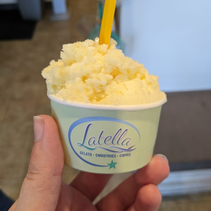 photo of Latella Gelato Pineapple Rosemary Vegan gelato shared by @carmarie on  19 Mar 2023 - review