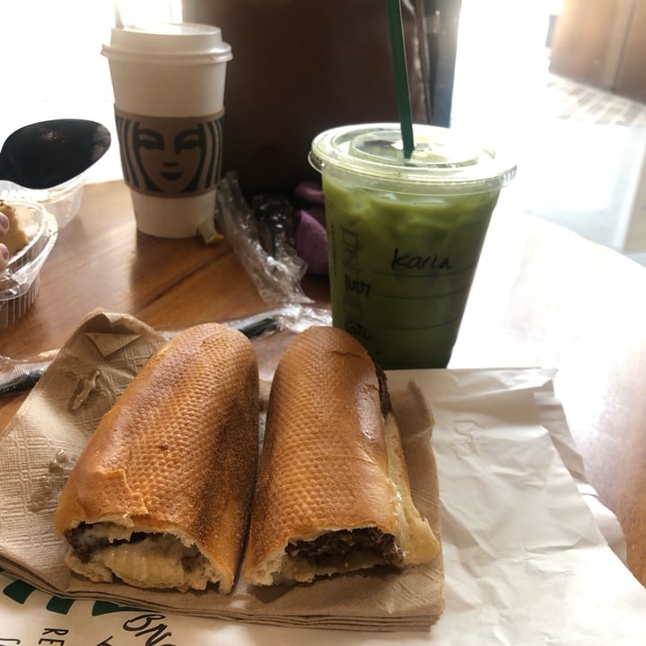 photo of Starbucks not burguer Guacamole shared by @karlazavala on  18 Jul 2023 - review