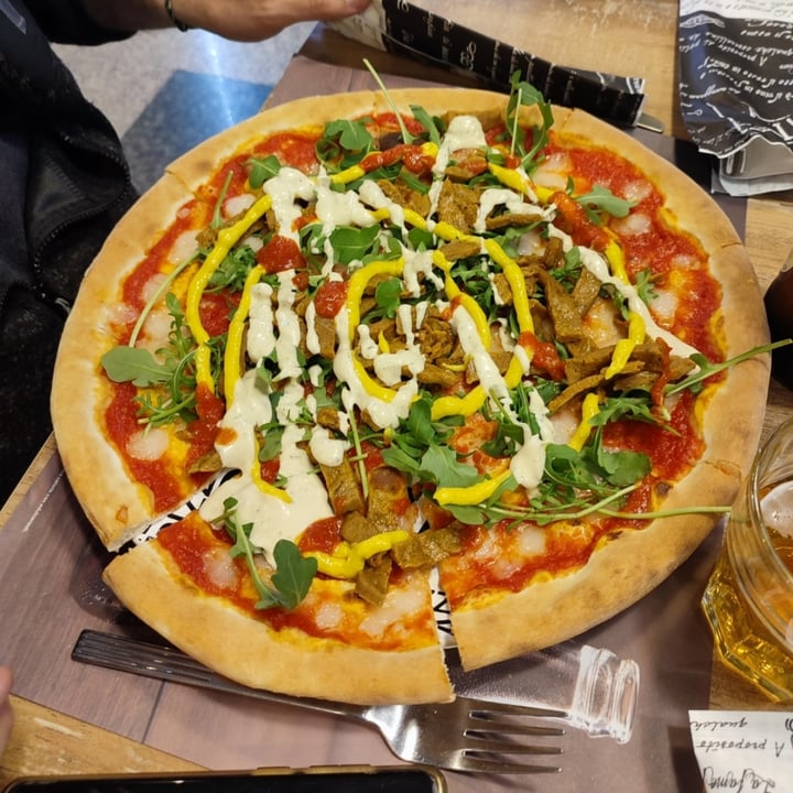 photo of Pizzeria-Kebab Monte Ararat (Vegano / Vegetariano) Pizza Voner shared by @monica86 on  05 May 2023 - review