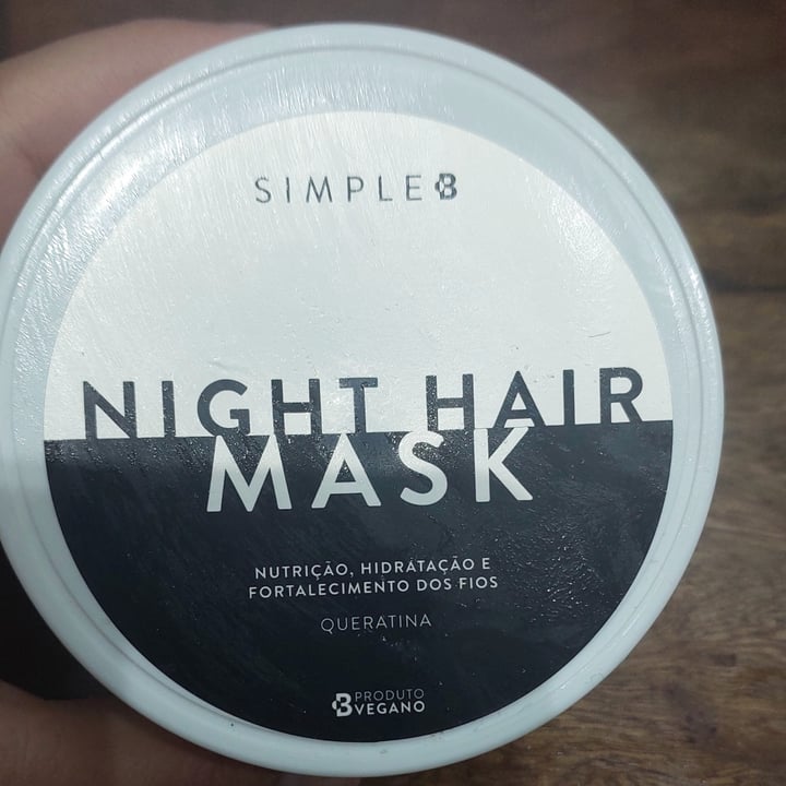 photo of Simple Night Hair Mask shared by @vanessafantinelli on  20 Jun 2023 - review