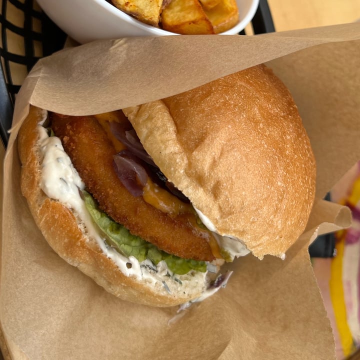 photo of Gurou C.B.A. Burger shared by @ottovonbismarck on  15 Aug 2023 - review