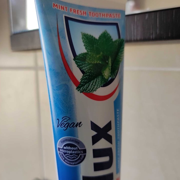 photo of Dentalux Complex 3 mint fresh toothpaste shared by @steffa91 on  28 Jul 2023 - review