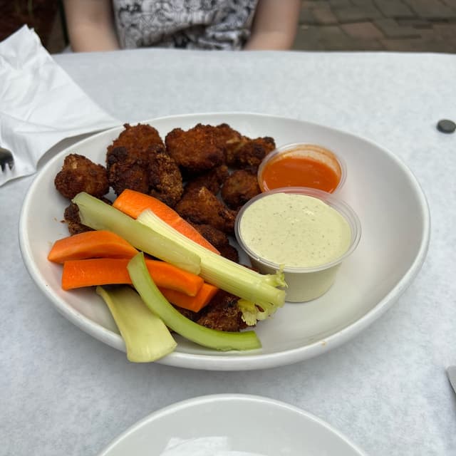 Photo of the dish “cauliflower wings”