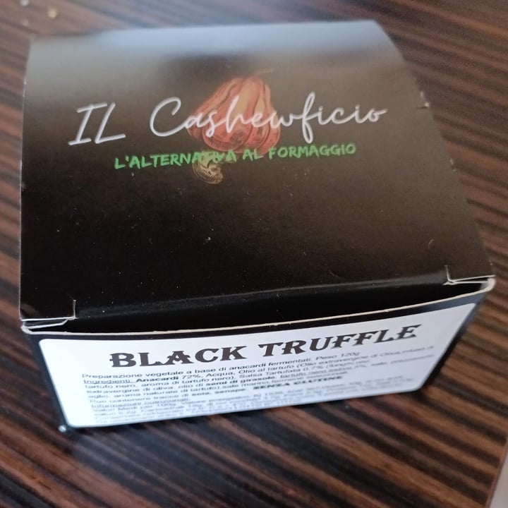 photo of Il CashewFicio Black Truffle shared by @giumin on  05 Mar 2023 - review