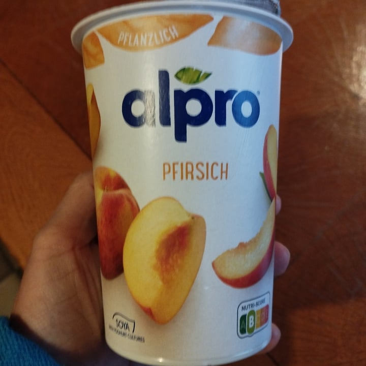 photo of Alpro Joghurt Pfirsich shared by @simpaties on  04 Jan 2023 - review