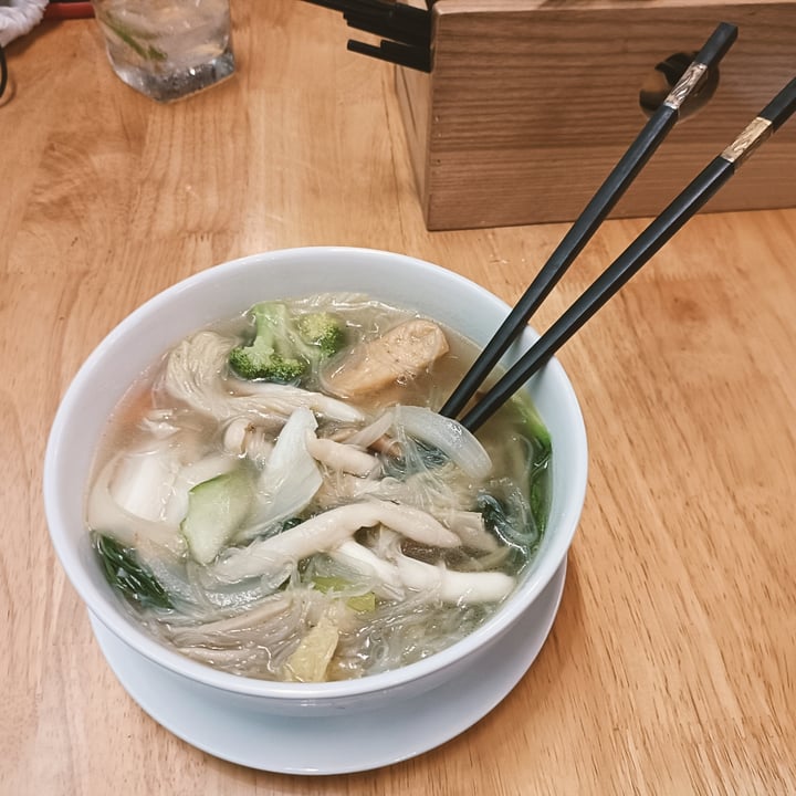 photo of Buddha Belly Restaurant Vegetarian & Vegan Noodles Soup shared by @aribes on  09 Aug 2023 - review