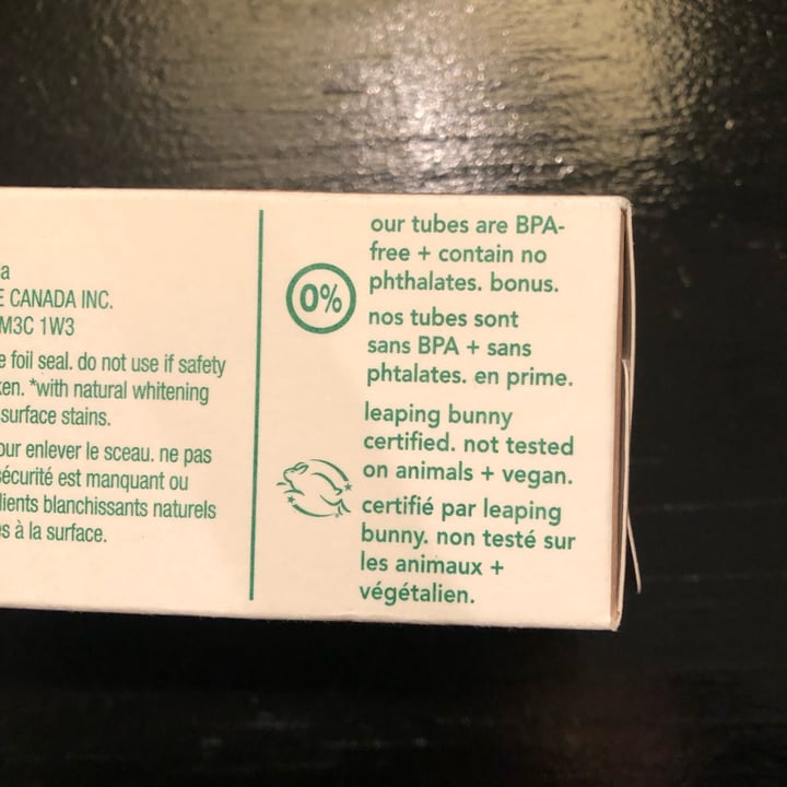 photo of Hello Naturally Whitening Fluoride Toothpaste (Farm Grown Mint with Tea Tree and Coconut Oil) shared by @sueprozak on  13 Jan 2023 - review