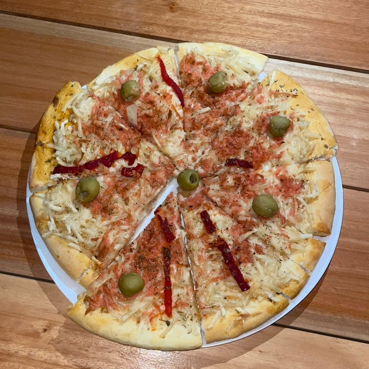 photo of LA VERA PIZZA VEGANA Pizza Especial (con jamón vegano) shared by @valenequiza on  13 Jan 2023 - review