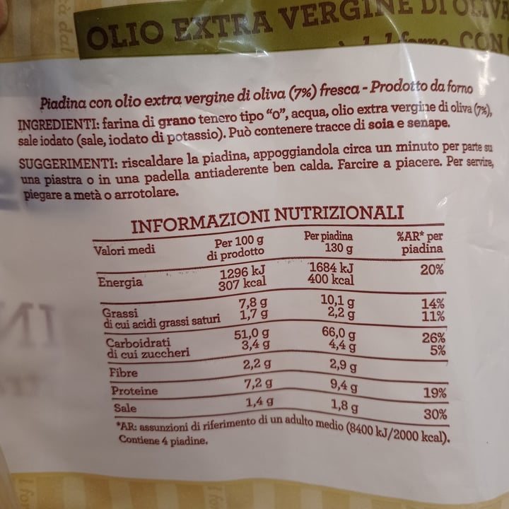 photo of  Esselunga Piadina con olio extra vergine di oliva shared by @spanish-girl-inmilan on  23 Jan 2023 - review