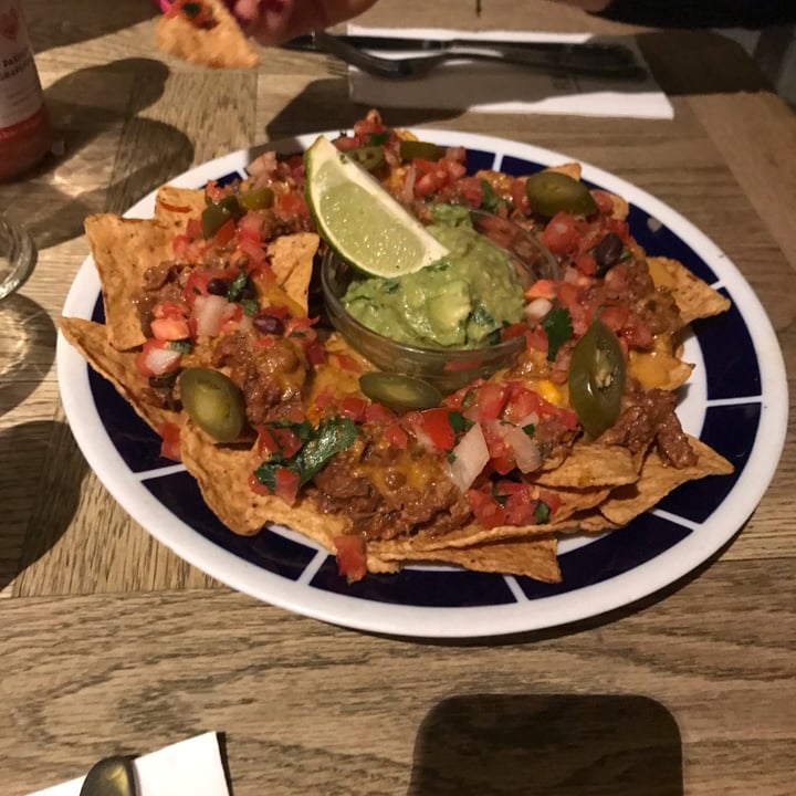 photo of Flax&Kale Nachos Supremos shared by @vervain2903 on  14 Jan 2023 - review