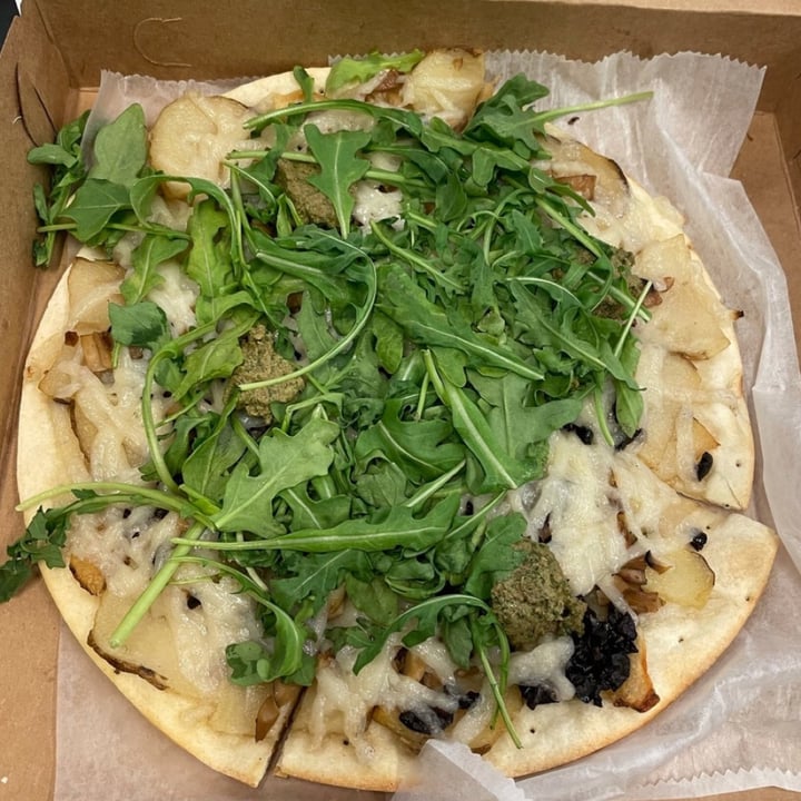 photo of Peacefood potato pizza shared by @veganfoodcrazy on  29 Apr 2023 - review