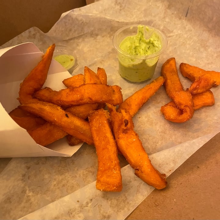 photo of HipCityVeg Sweet Potato Fries shared by @beckyhealthcoach on  29 Jun 2023 - review