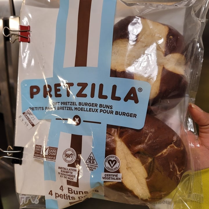 photo of Pretzilla Burger Buns shared by @theveglife on  18 Jun 2023 - review