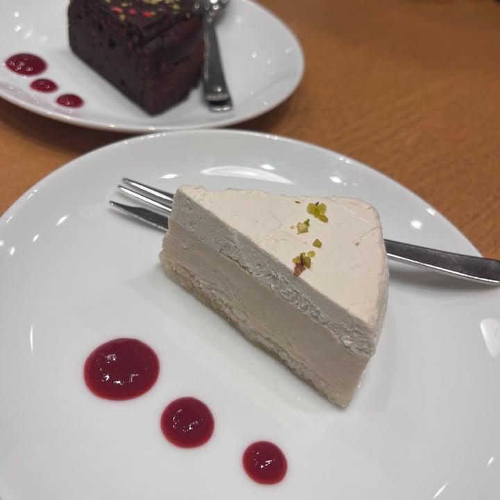 photo of CHAYA Natural & Wild Table cakes shared by @itsrinokt12 on  04 May 2023 - review