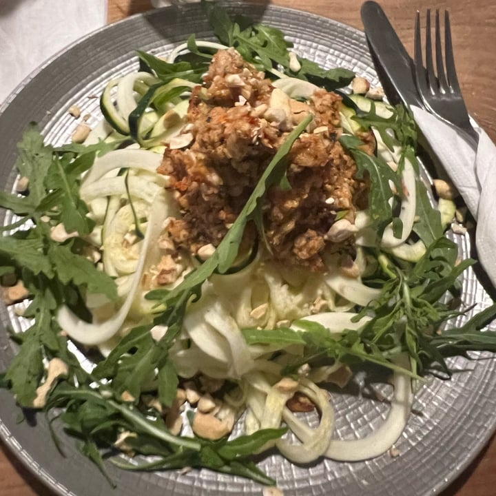 photo of The Banyan Tree Zoodles with Sundried Tomato Cream shared by @ethicurean on  13 Apr 2023 - review