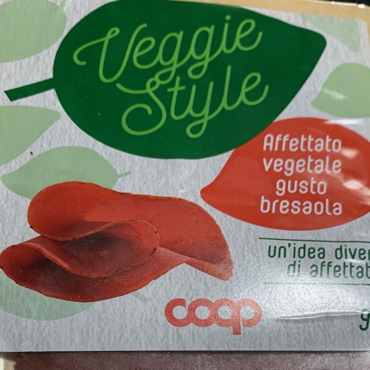 photo of Veggie Style (COOP) Affettato Vegetale Gusto Bresaola shared by @chiaracarbone on  19 Apr 2023 - review
