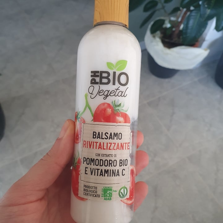 photo of ph bio vegetal Balsamo Rivitalizzante Con Estratti Di Pomodoro Bio E Vitamina C shared by @francescama on  06 Mar 2023 - review