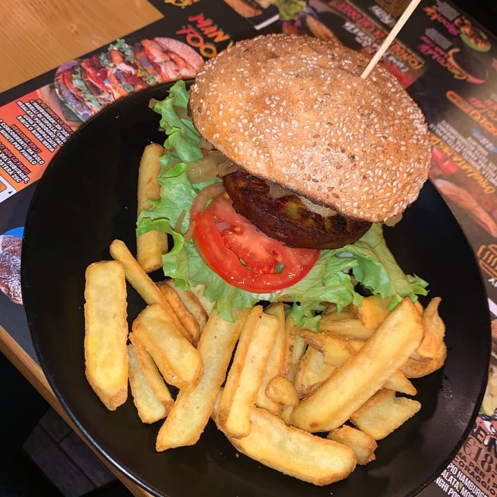 photo of PUBurger Burger Vegan Burger shared by @lamonnalinda on  12 Apr 2023 - review