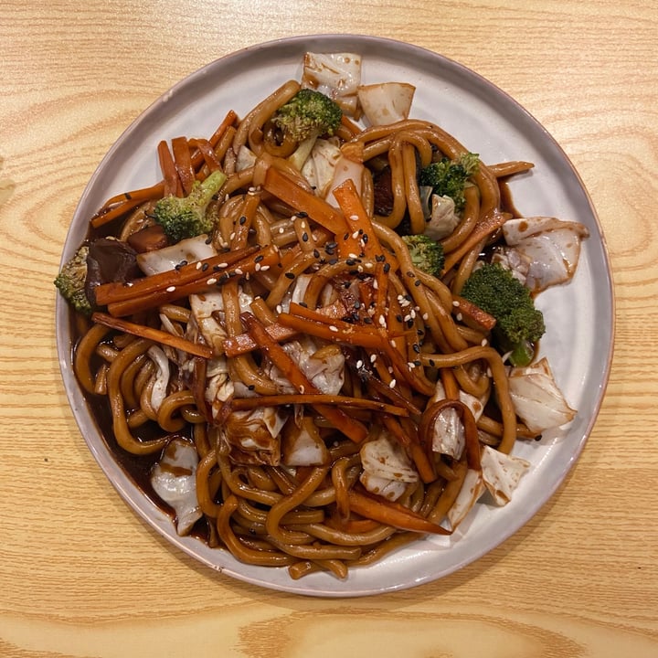 photo of SUPE Vegan - Georgetown Branch Yasai Fried Udon shared by @dafnelately on  13 Jul 2023 - review