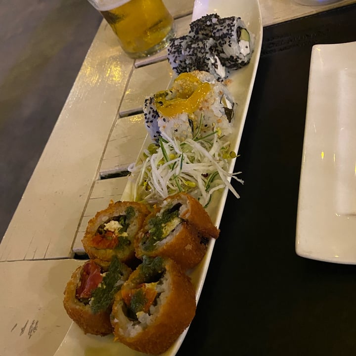 photo of Cosqo Sushi Vegan Combinaod shared by @franchudivito1 on  05 Jan 2023 - review