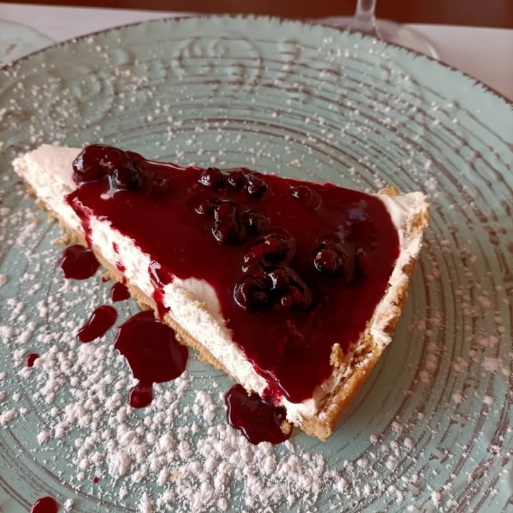 photo of Osteria L’Angolo Divino Cheesecake Vegana shared by @giancarlo on  03 Mar 2023 - review