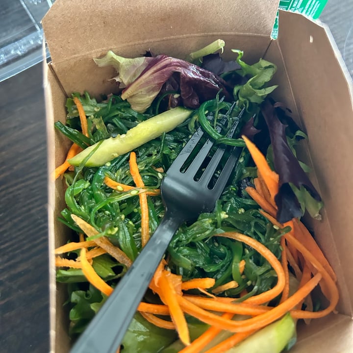 photo of V Revolution Seaweed Salad shared by @izzyyrey on  15 Apr 2023 - review