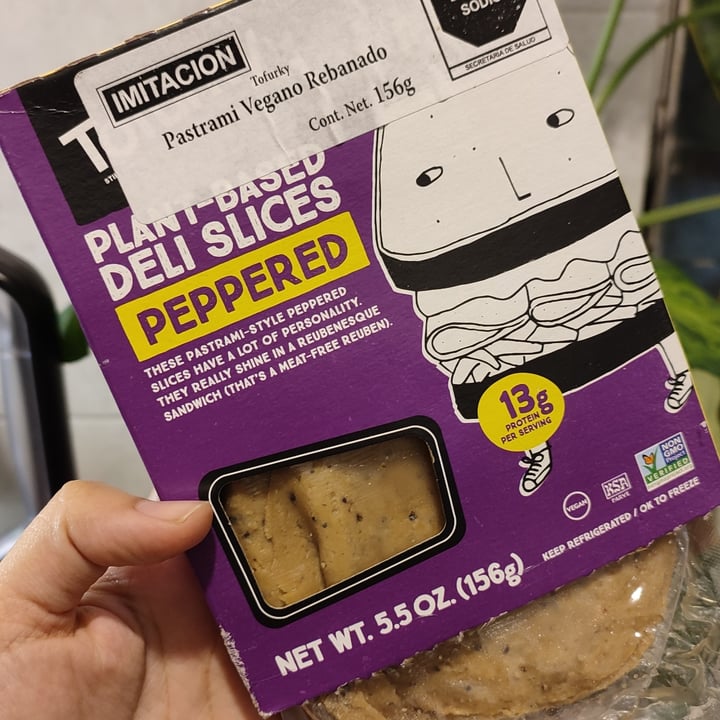 photo of Tofurky Plant-Based Deli Slices Peppered shared by @leveganito on  15 Mar 2023 - review