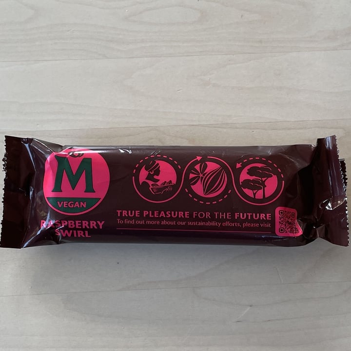 photo of Magnum Vegan Raspberry Swirl shared by @nordicplant on  06 May 2023 - review