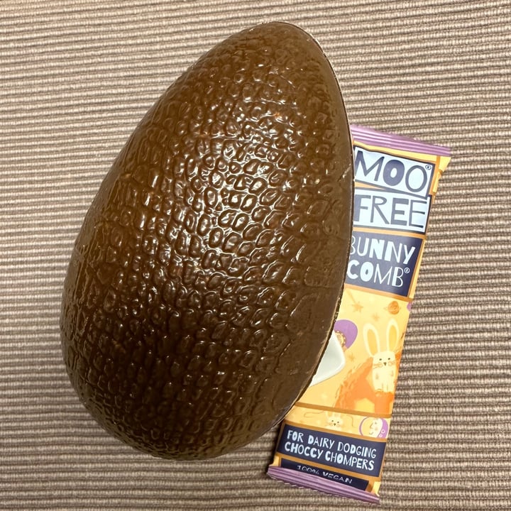 photo of Moo Free Easter Bunycomb egg shared by @vanille on  08 Apr 2023 - review